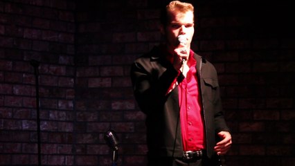 Hunter Holloway sings 'I've Got A Thing About You Baby' Dec 3rd 2016