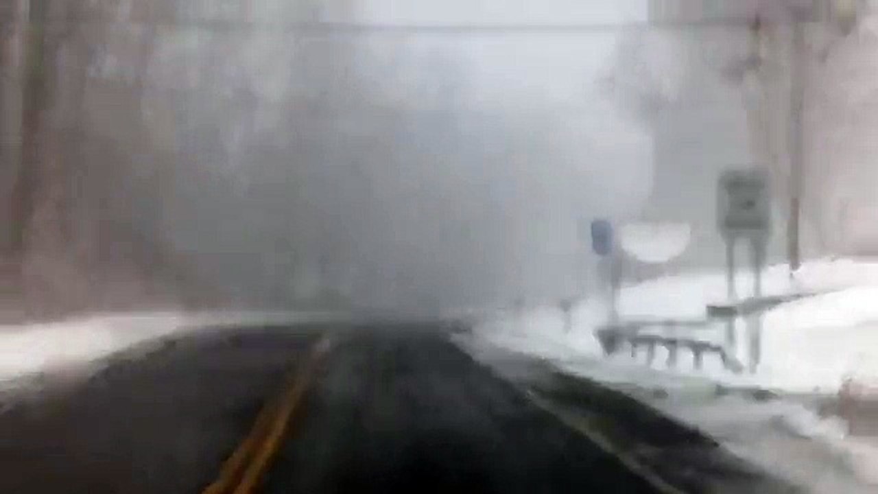 Intense Lake Effect Snow Band in Mayville New York