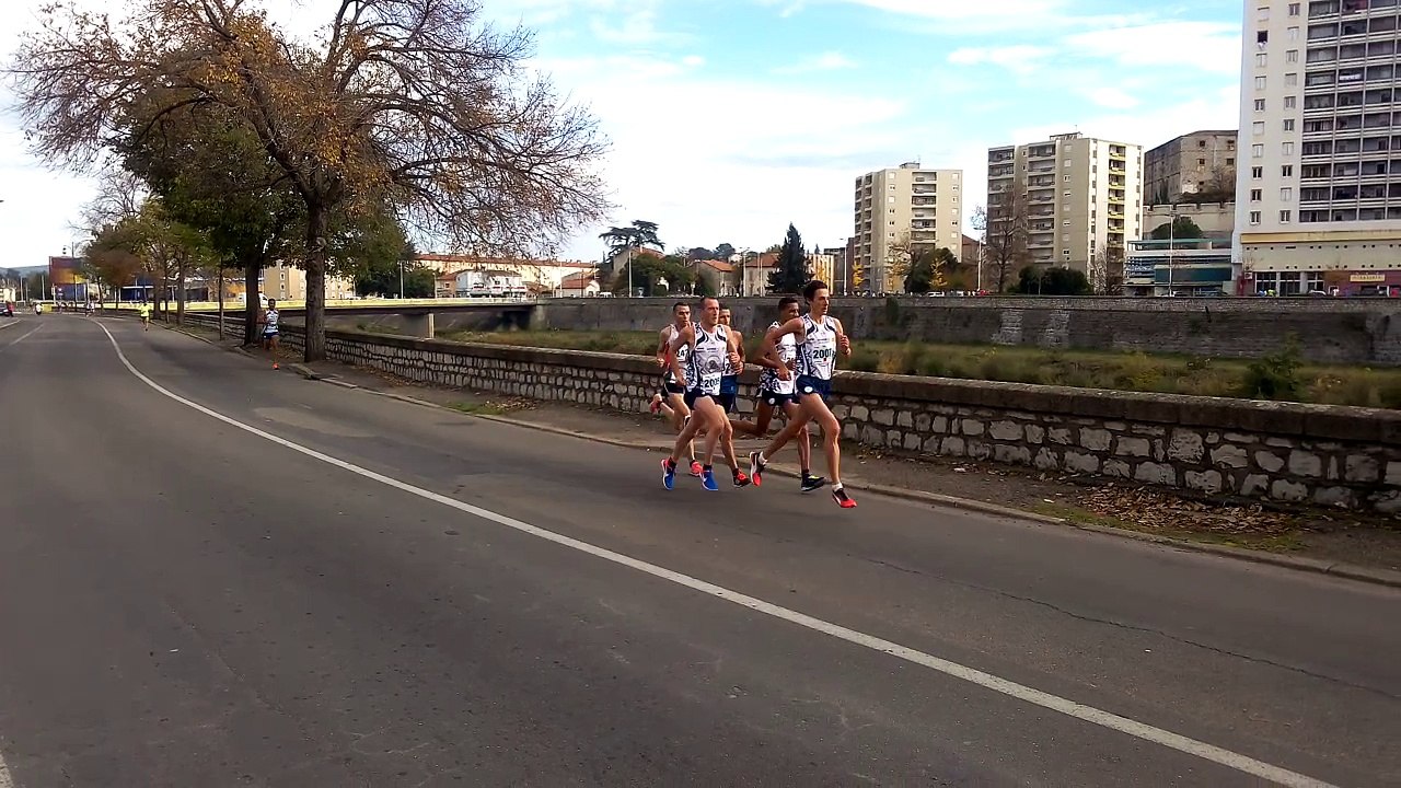 Foulees Ales Agglo 2016 Course 10km Passage au km 3 (1ere partie)
