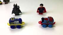 THOMAS MINIS DC Comics Super Friends Trains LEGO BATMAN vs SUPERMAN vs WONDER WOMAN Minifigures