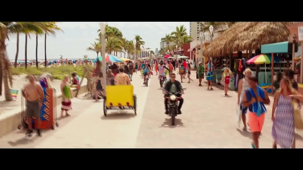 BAYWATCH ALERTE A MALIBU Bande Annonce (2017) The Rock, Zac Efron