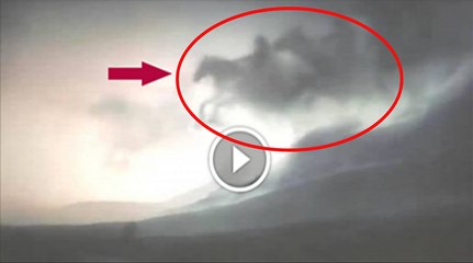 The Four Horsemen Appear In The Sky Over Malaysia (Video) REAL los 4 Jinetes del Apocalipsis