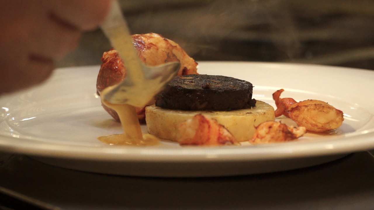 LA BONNE ADRESSE POUR PASSER LE REVEILLON A VANNES - PUB LOCALETV VANNES