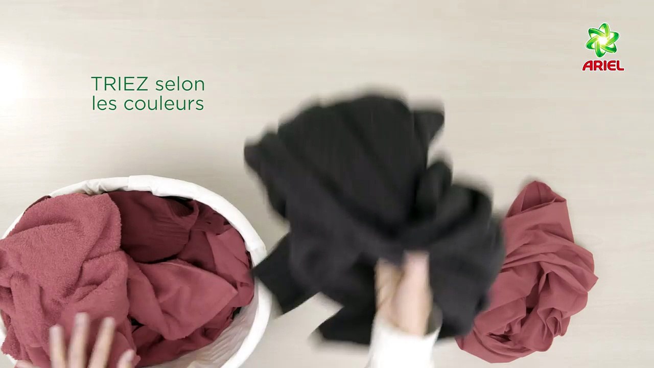 Comment empêcher votre linge de couleur de déteindre - Ariel