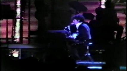 How Come U Don't Call Me Anymore (Live 1999 Tour)