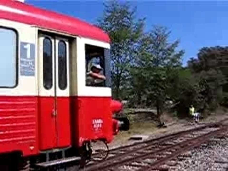 Départ de l'X 4567 de Besse