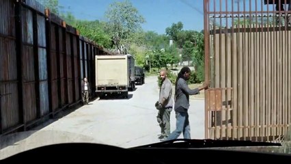 The Walking Dead Season 7 Episode 8 _Hearts Still Beating_ Promo (Mid-Season Finale)