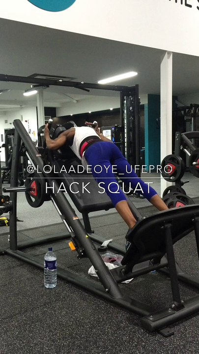 Legs - HACK Squat