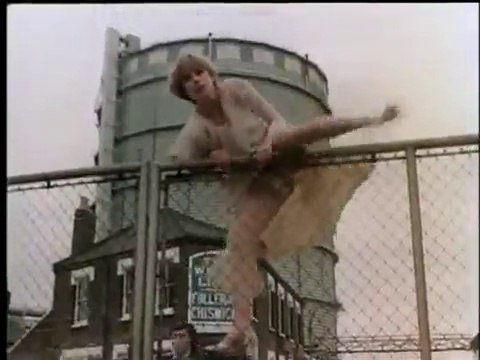 Chapeau melon et bottes de cuires avec Purday le style année 70 mon année