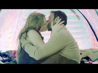 Ajay Devgan's First HOT Scene With Erika Kaar In Shivaay Darkhaast Song LEAKED