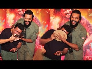 Riteish Deshmukh's FUNNY Way Of Celebrating Banjo Director's Birthday