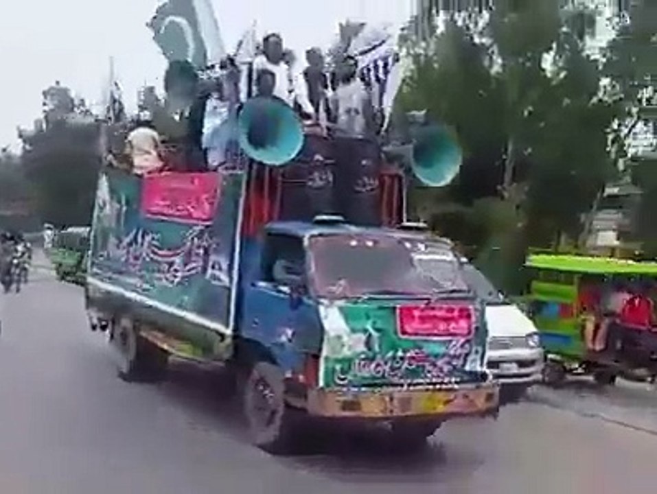 Pakistani awam with u always