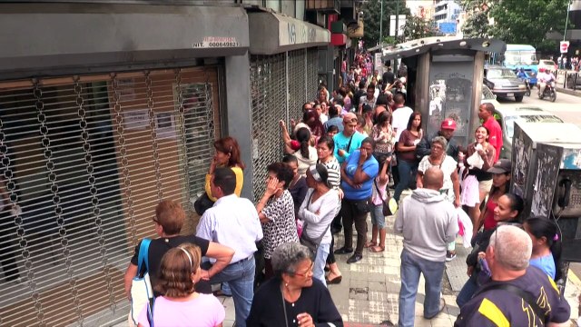 Por “Navidad feliz” gobierno venezolano ordena remates