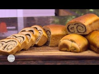 خبز بالزعتر واللبنة | أسامة السيد