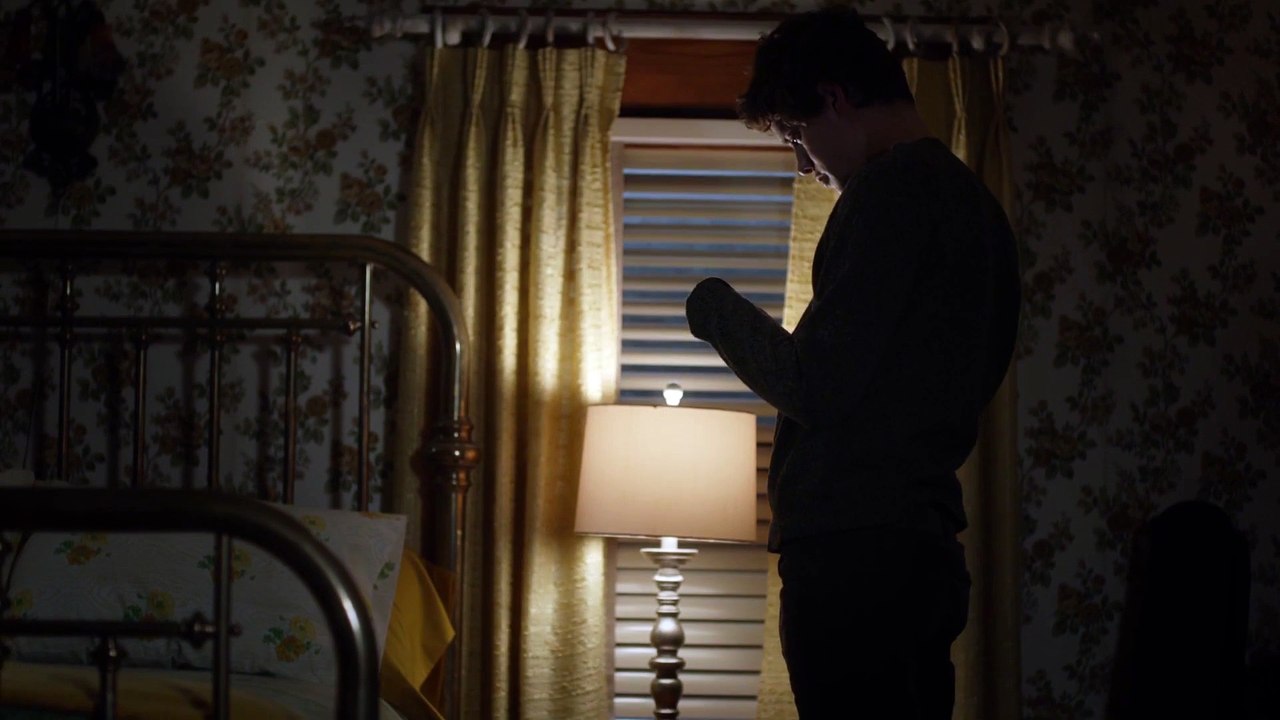 The Bye Bye Man - Nightstand