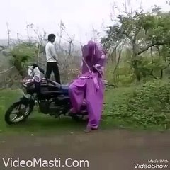 Sale Desi Boys Lugaai Ko Utha Ke Le Gaye - Very Funny(videomasti.com)