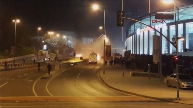 Десятки загиблих у результаті вибухів у Стамбулі