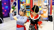 Funny videos for kids! Pirates of the Caribbean kid's games & clown movie