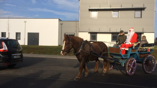 Les cadeaux du père Noël de Clohars-Carnoët au CMB