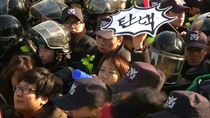 Shkarkohet Presidentja koreano-jugore - Top Channel Albania - News - Lajme
