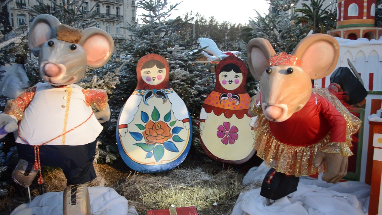 Marché de Noel Toulon 2016 - Video Travelling Décor - 1080p