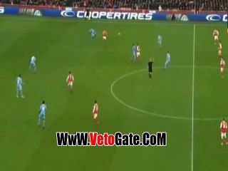 "مسعود أوزيل"يتقدم بهدف ثانى لـ الارسنال فى ستوك سيتى