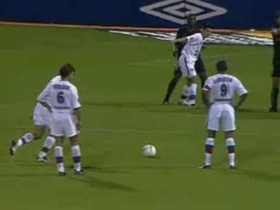 Juninho Pernambucano -- Olympique Lyonnais - Lens