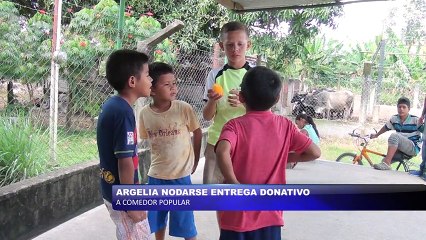 Argelia Nodarse entrega donativo a comedor popular