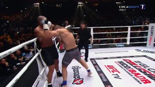 Rico Verhoven Winner By TKO  vs Badr Hari (Glory Collision 2016) Round 2