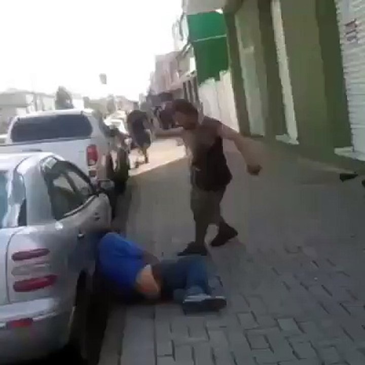 مضحك جدااا very funny