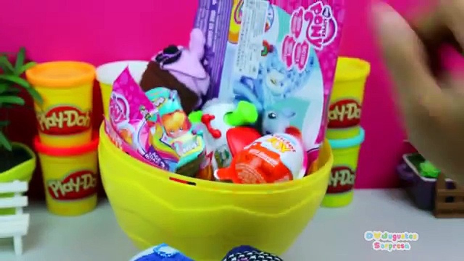 huevos sorpresa gigantes de plastilina