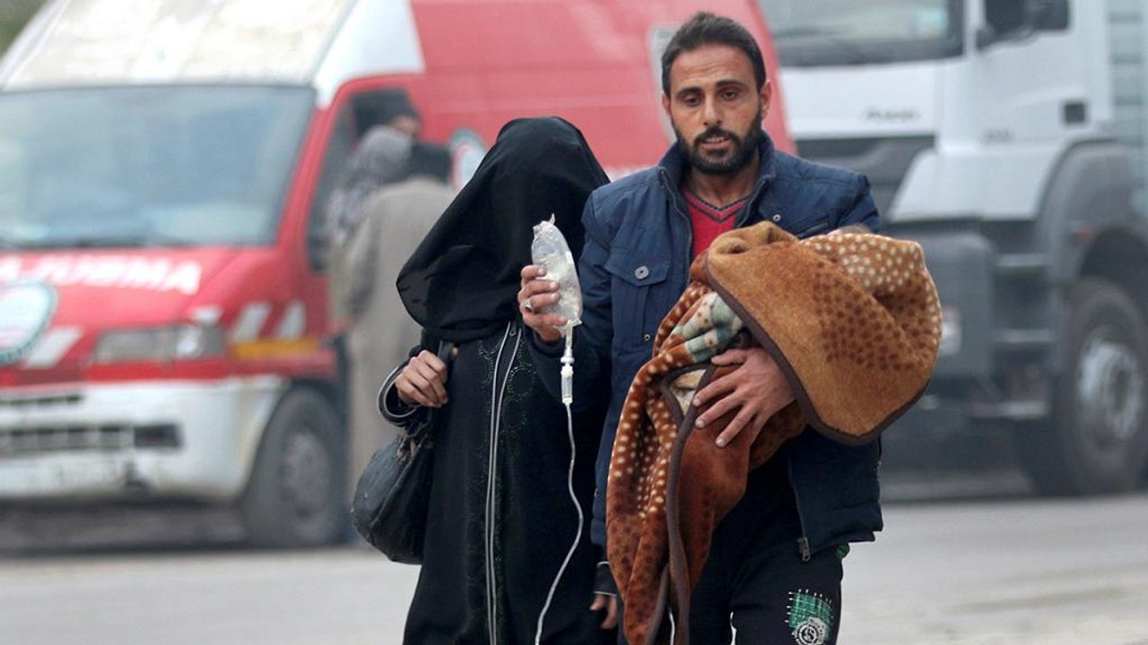 Forças leais a Assad "estão a executar civis em Alepo"