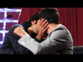 Karan Johar And Ranbir Kapoor Get Cozy !!!
