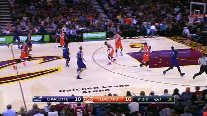 LeBron James atteint la barre historique des 7000 passes en carrière