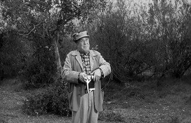 The Three Stooges - S 25 E 5 - Flying Saucer Daffy