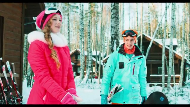 Ура! Каникулы! (2016) трейлер