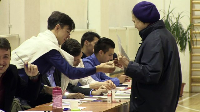 Le président roumain a voté pour une Roumanie prospère