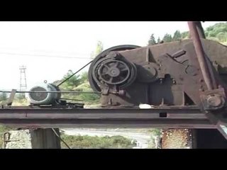 Report TV - Albpetrol sekuestron rafinerinë e ARMO-s në Fier, bllokon 25 prona