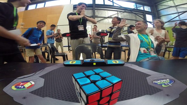 Rubik's Cube en 4.73 secondes - record du monde !
