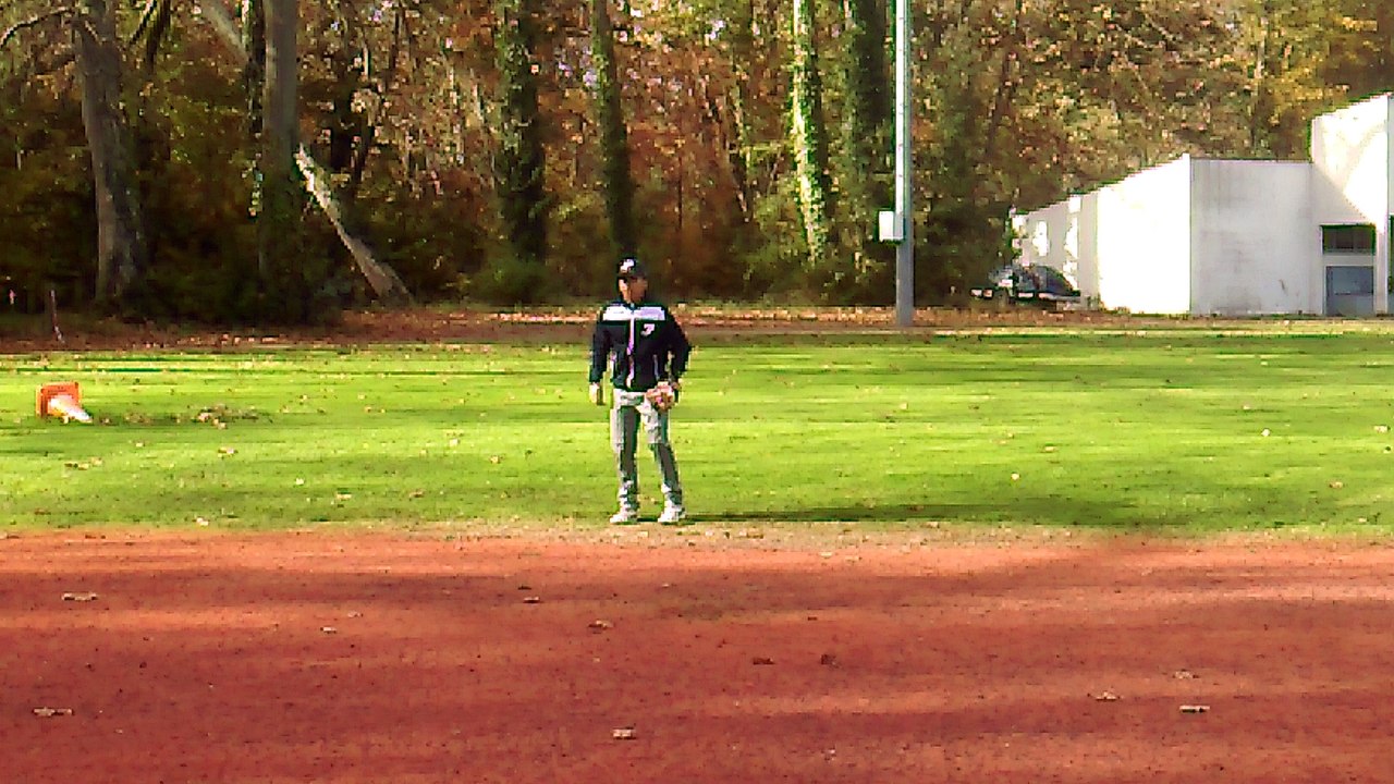 planes infield 2
