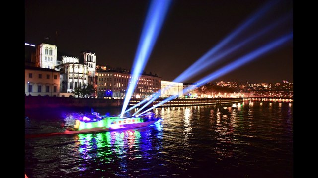 Fete des lumieres LYON Bellecour 8 décembre