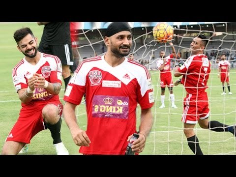 Cricketers Vs Bollywood Celebs Football Match Pics | Virat Kohli,MS Dhoni,Ranbir Kapoor,Harbhajan