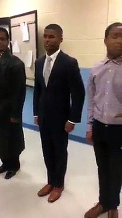 Incroyable: ces gars sont synchronisés comme vous le l'avez jamais vu!