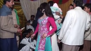 everybody want to grab her boobs party nanga mujra