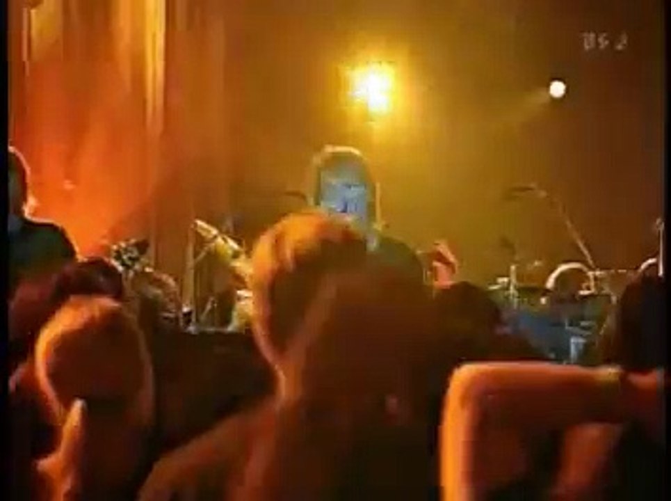 Bon Jovi - Hook me up Live in New York 23-08-2002