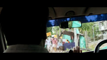 Munthirivallikal Thalirkkumbol Official Trailer HD | Mohanlal, Meena