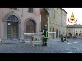 Camerino - Terremoto. Puntellamenti (10.12.16)
