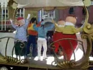 Le train des personnages disney