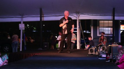 Chris Drummond sings 'Jailhouse Rock' Elvis Week 2016