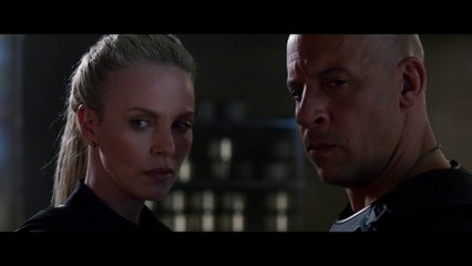 Dom trahit sa famille dans Fast & Furious 8 - Bande Annonce
